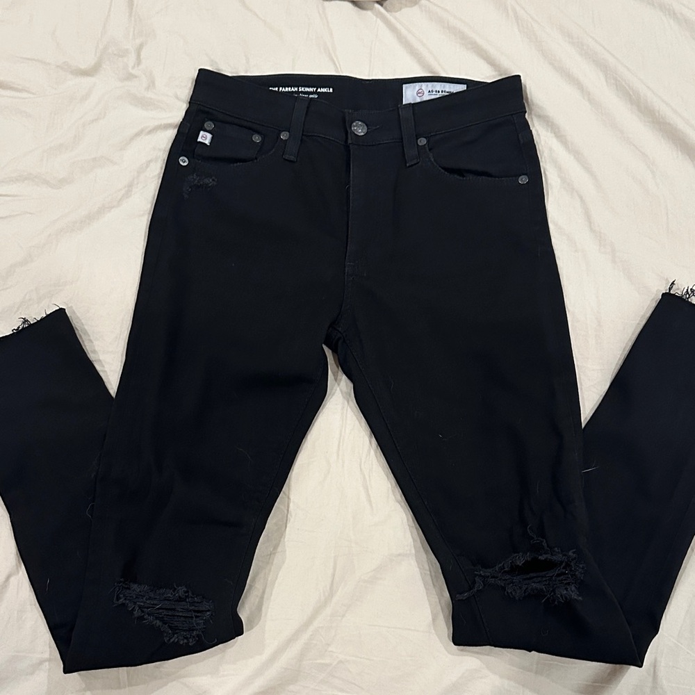 AG Farrah skinny ankle high rise Black Distressed womens Jeans 26